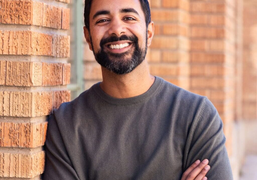 S1E29-Shankar-Headshot